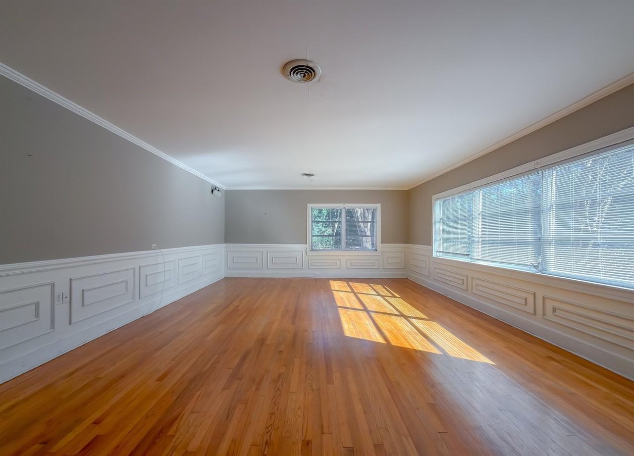 514 Glenview Dr - Photo 5 of 33