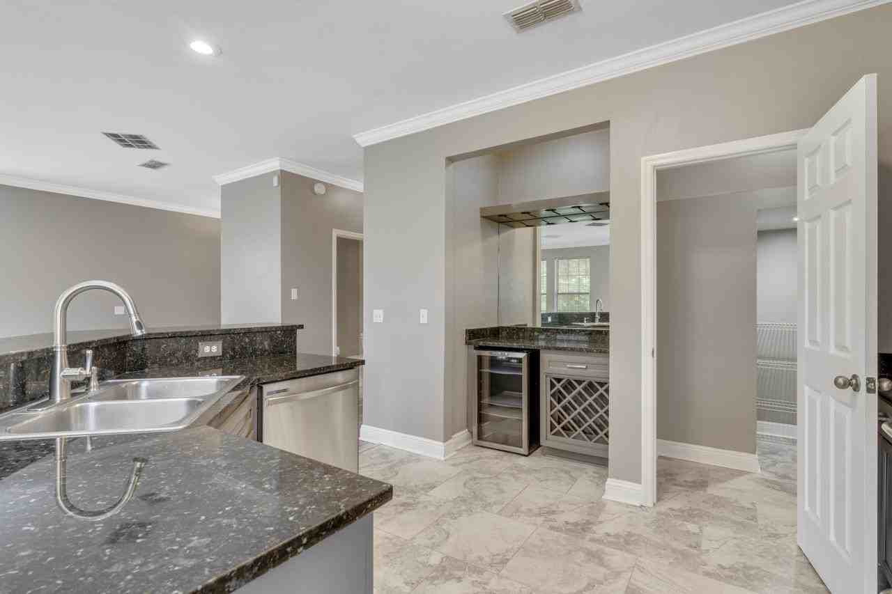 2636 Fenwood Ct - Photo 2 of 30