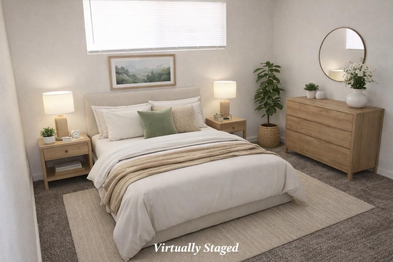 922 W James Ct - Photo 4 of 9