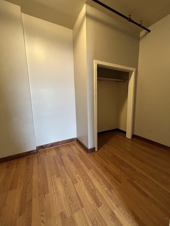 2401 North 6th Street - 3 D #3D - Photo 6 of 7