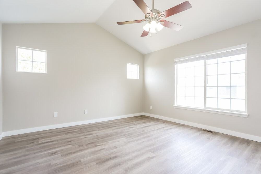 17001 E Wyoming Dr - Photo 5 of 18