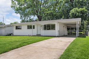 featured image of 906 Chula Dr #1