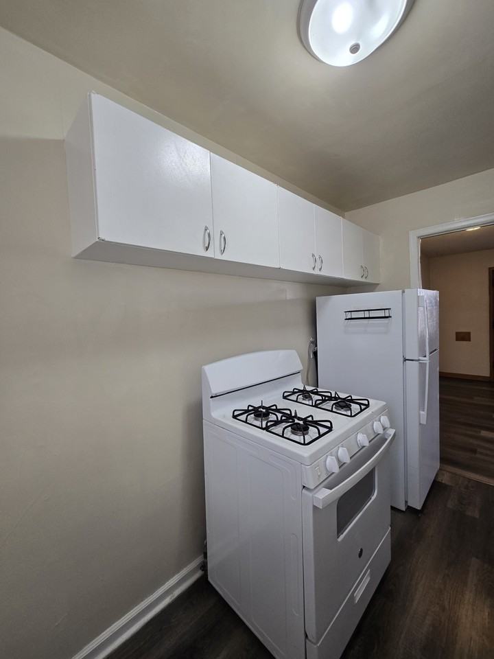 722 S Hunter St #1 - Photo 6 of 25