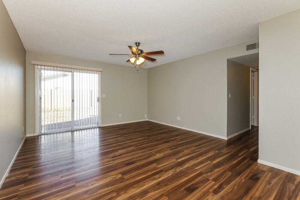 7102 W Palo Verde Ave - Photo 3 of 15