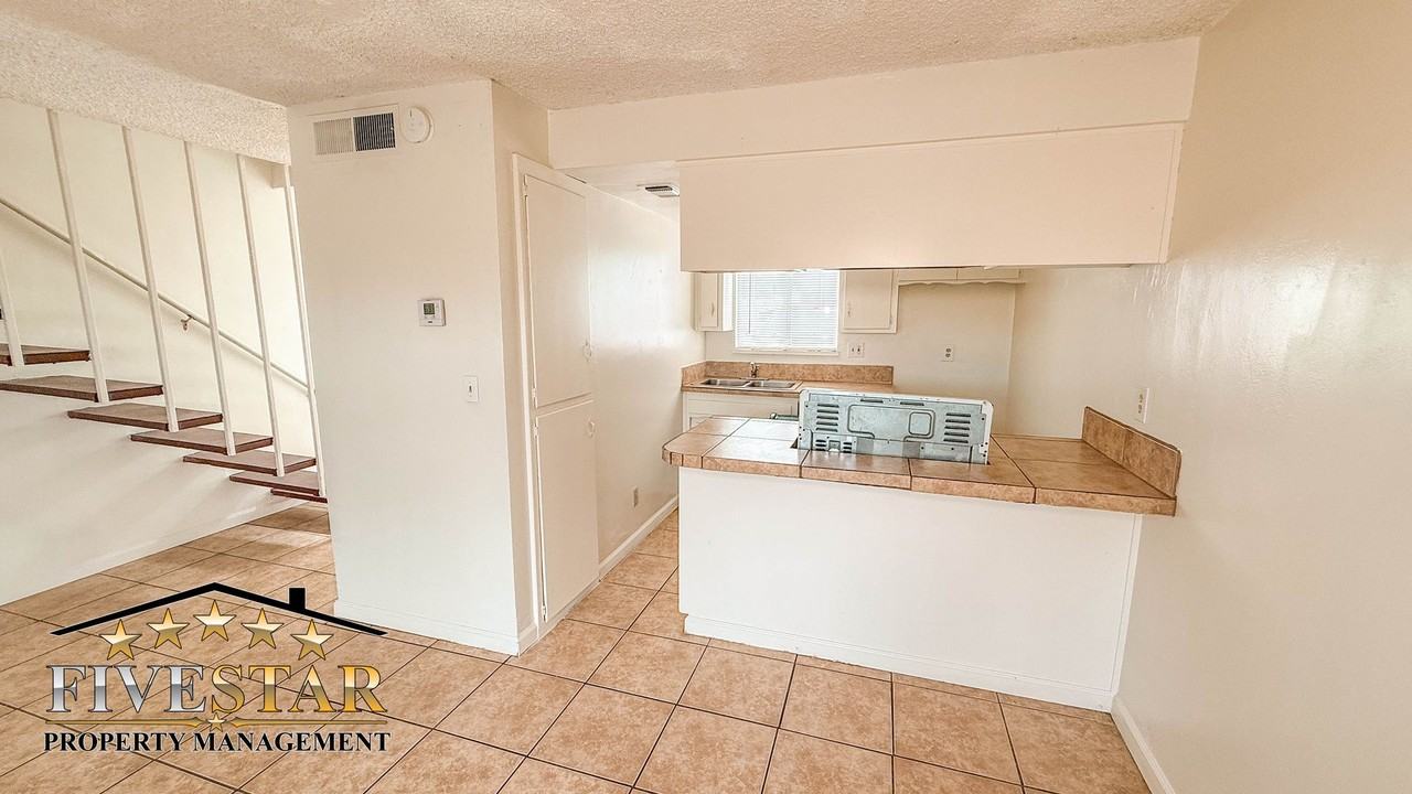 Apartment for Rent on 3311 Union Avenue - Photo 7 of 37