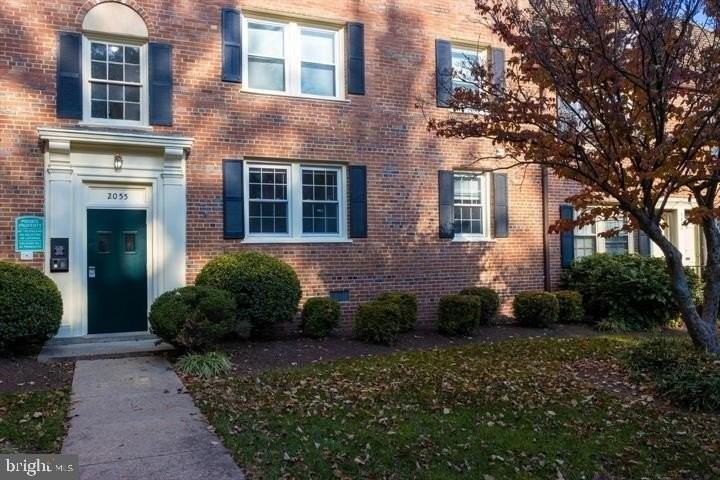 2055 38th St Se Apt 102 #102 - Photo 5 of 7