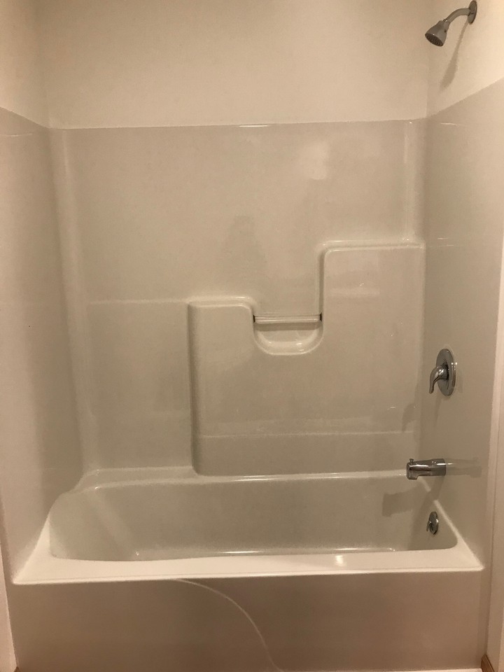 1875 W Pine St #505 - Photo 5 of 10