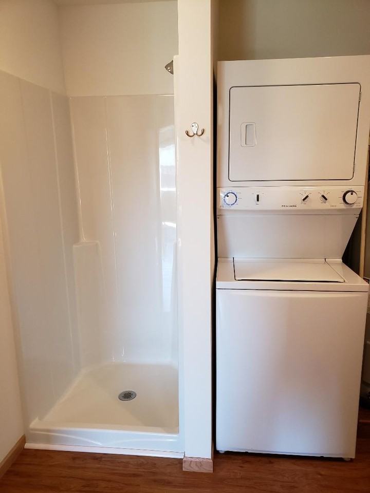 1875 W Pine St #511 - Photo 5 of 6