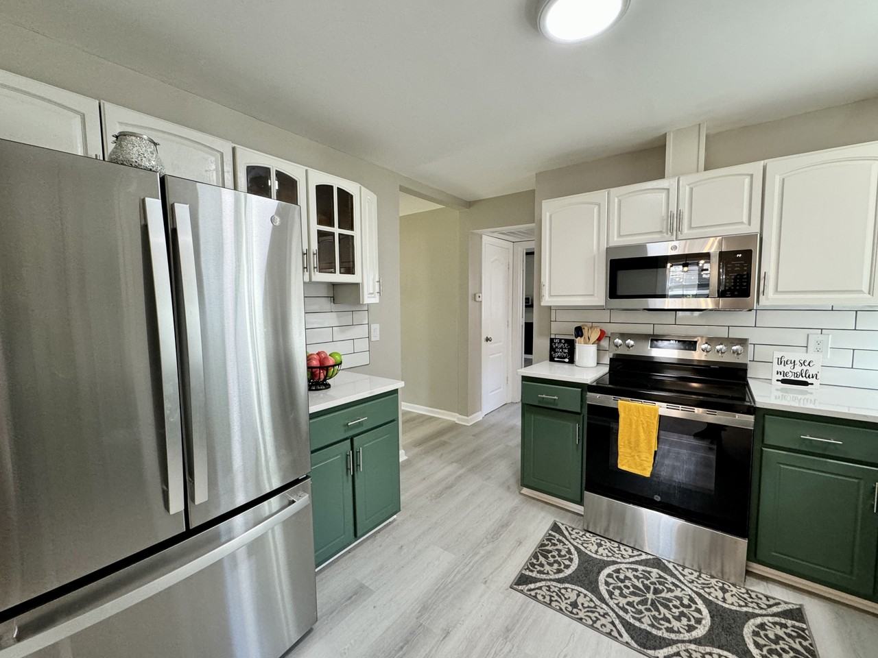 2401 Phoenix Dr #1 - Photo 5 of 20