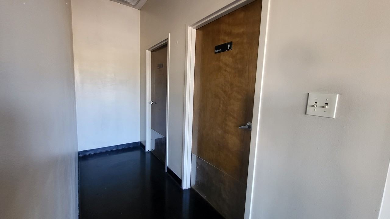 6001 Bartlett Center Dr #1-2 - Photo 5 of 19
