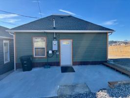 featured image of 831 N Montana St #1