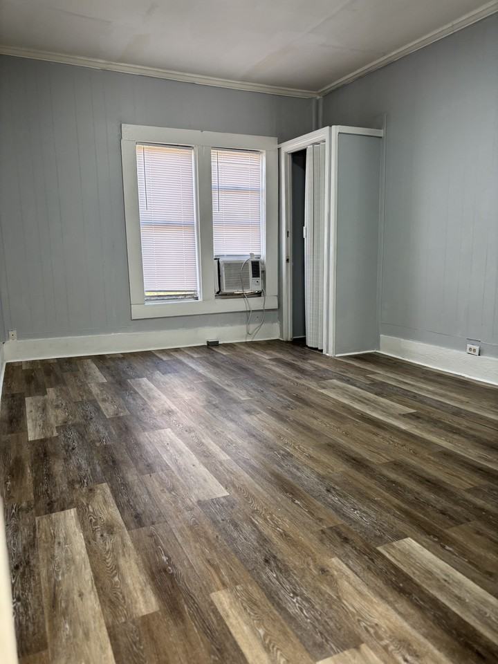 1016 Atlanta St #1 - Photo 6 of 8