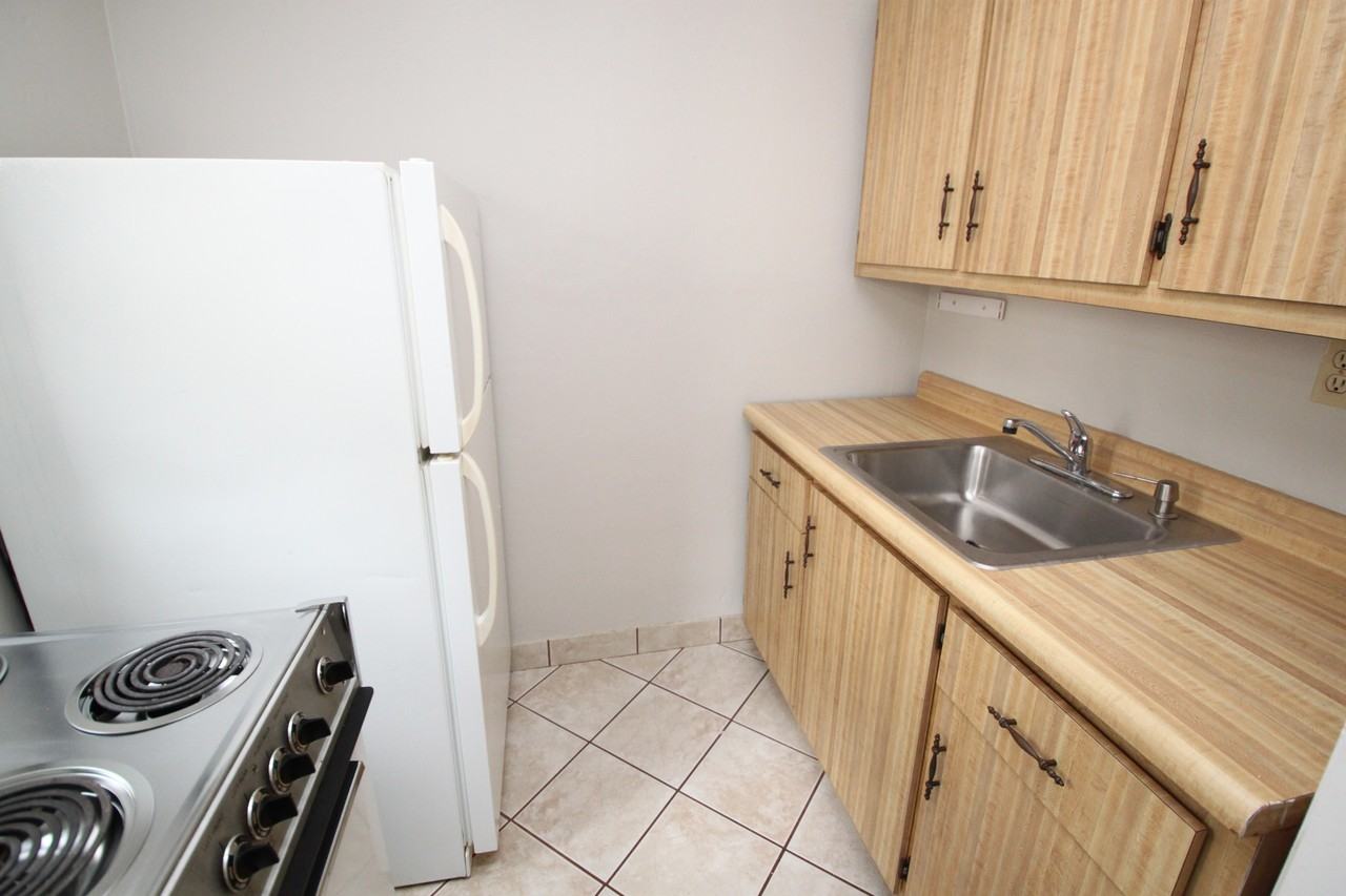 348 SOUTH HIGHLAND AVENUEAPT 101 #101 - Photo 3 of 9