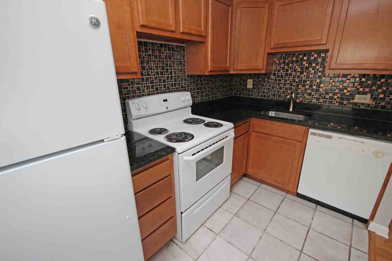 5939 FIFTH AVENUEAPT 17 #17 - Photo 3 of 9