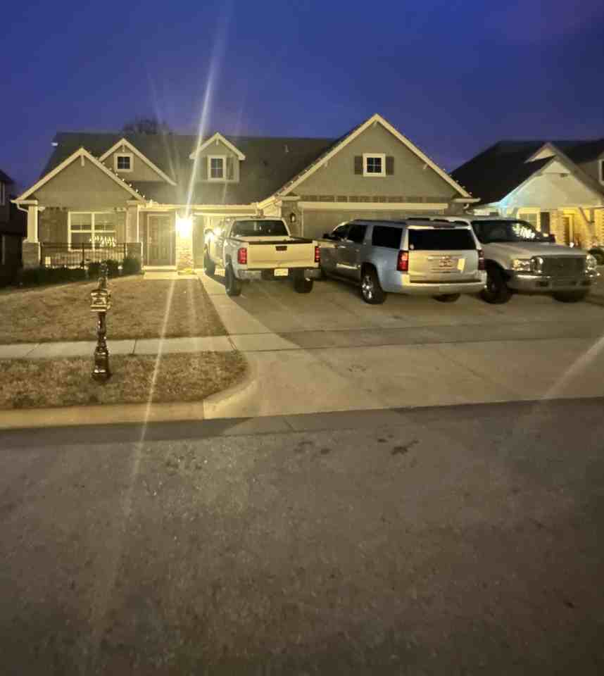 2615 W Baton Rouge Pl #1 - Photo 4 of 37