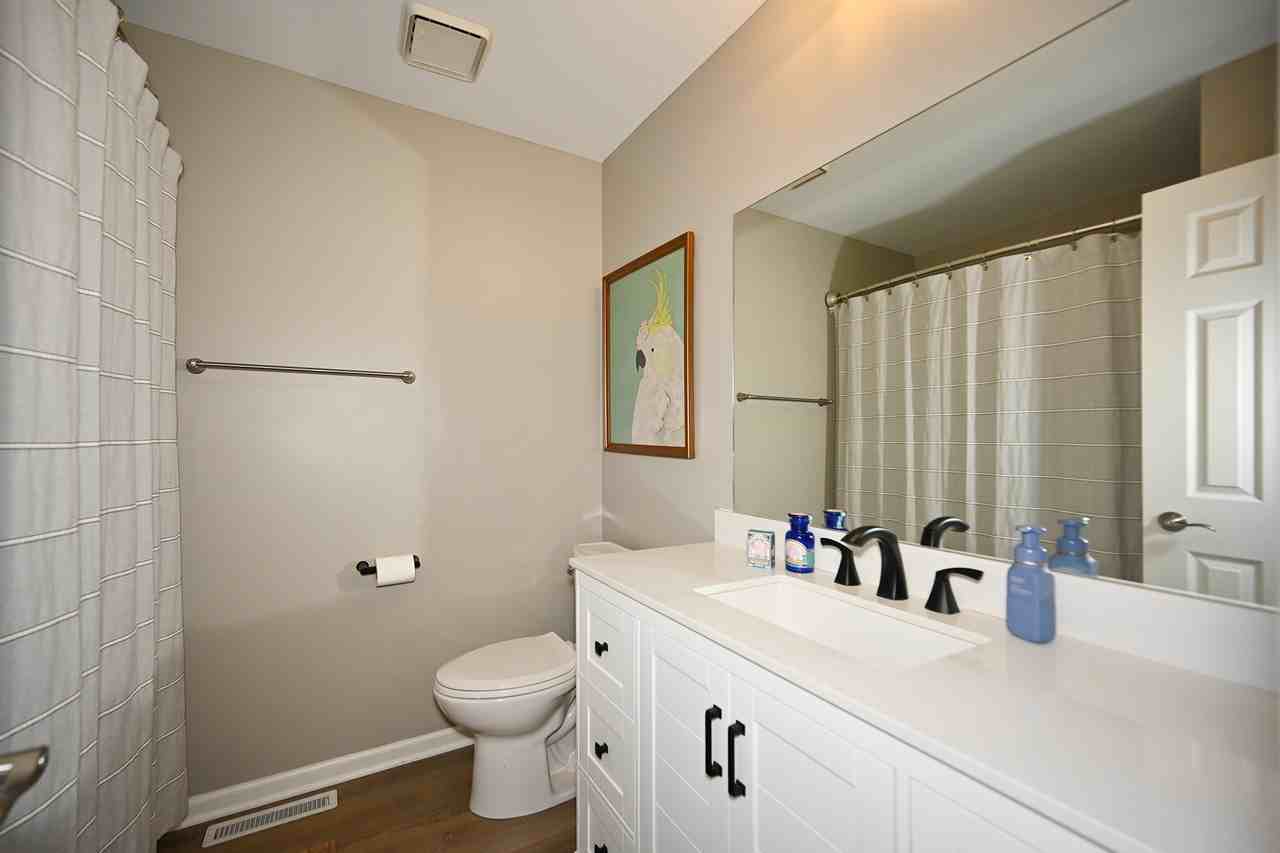 7704 Nw 86th St #1 - Photo 7 of 12