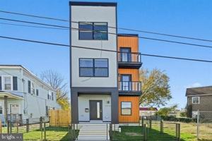 featured image of 4421 Kane Pl Ne