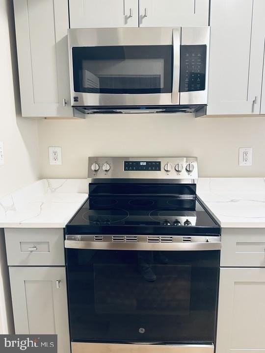 1520 Constitution Ave Ne - Photo 7 of 26