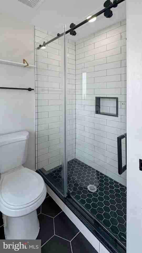 1026 18th St Ne Unit Ph-6 #PH6 - Photo 7 of 11