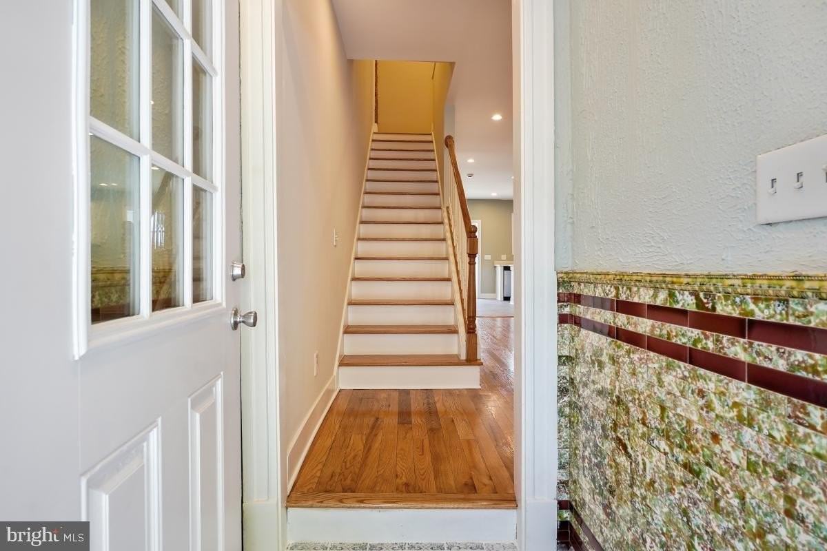 37 Michigan Ave Ne - Photo 4 of 31