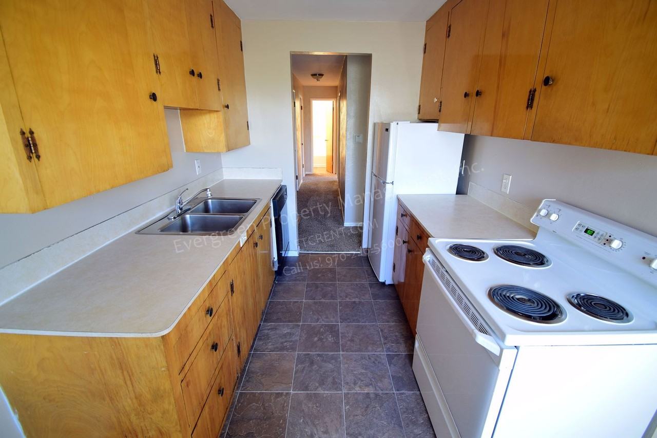 1500 12th Ave - Photo 4 of 43