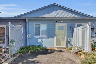 18 Harbour Walk Townhouses - 1 #1 - Photo 1 of 1