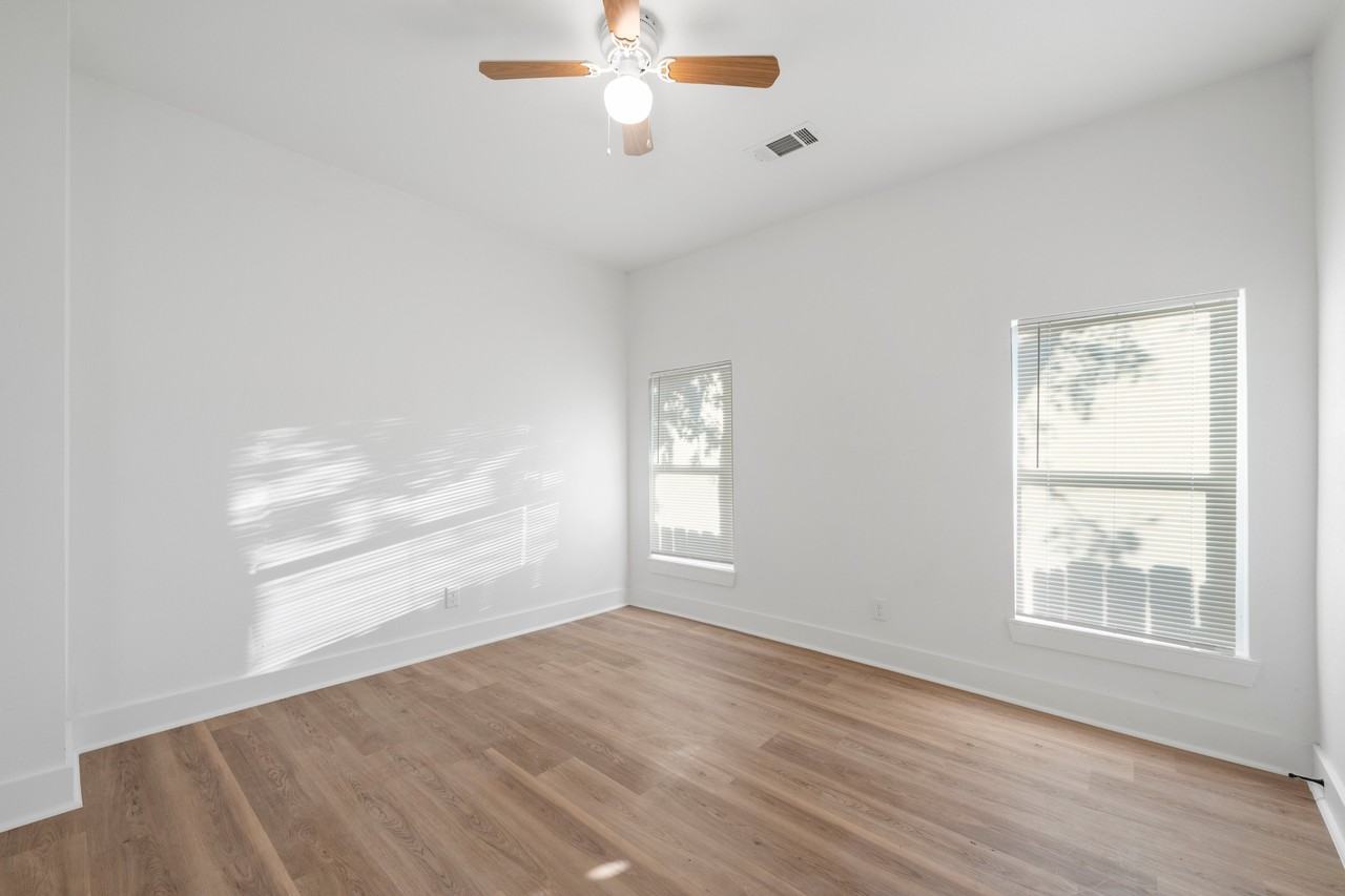 2406 Gorman Ave #1 - Photo 4 of 26