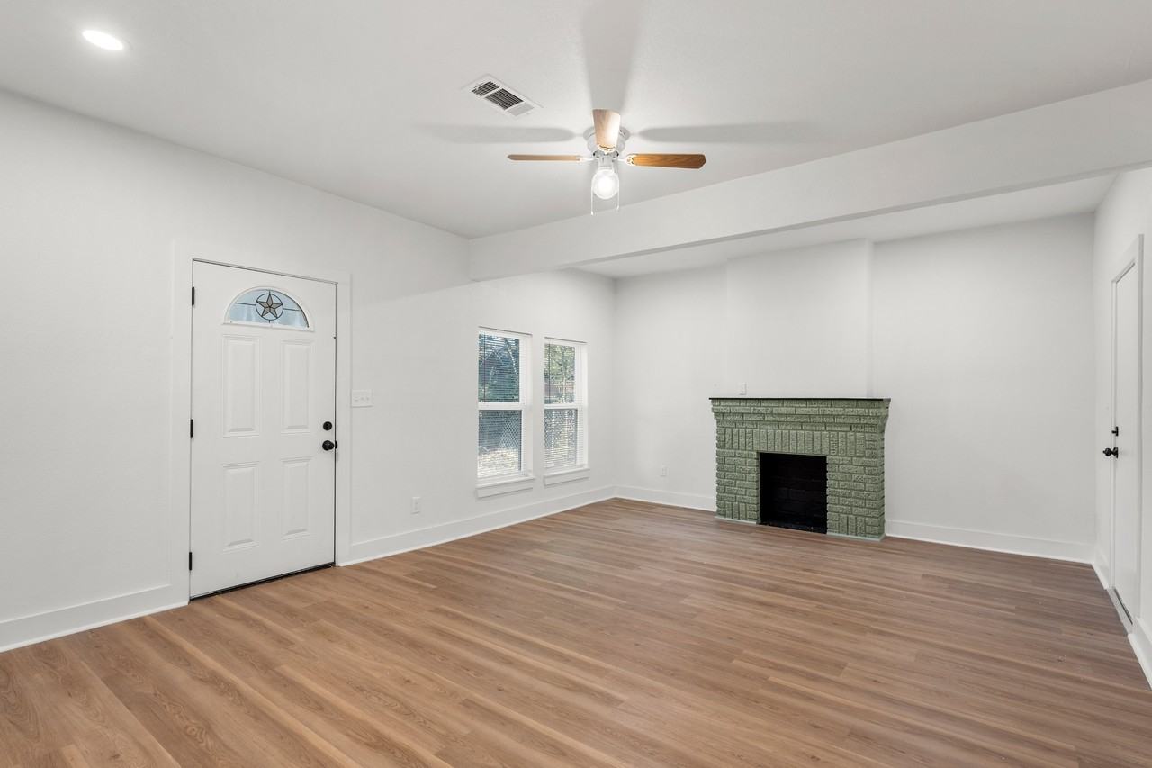 2406 Gorman Ave #1 - Photo 7 of 26