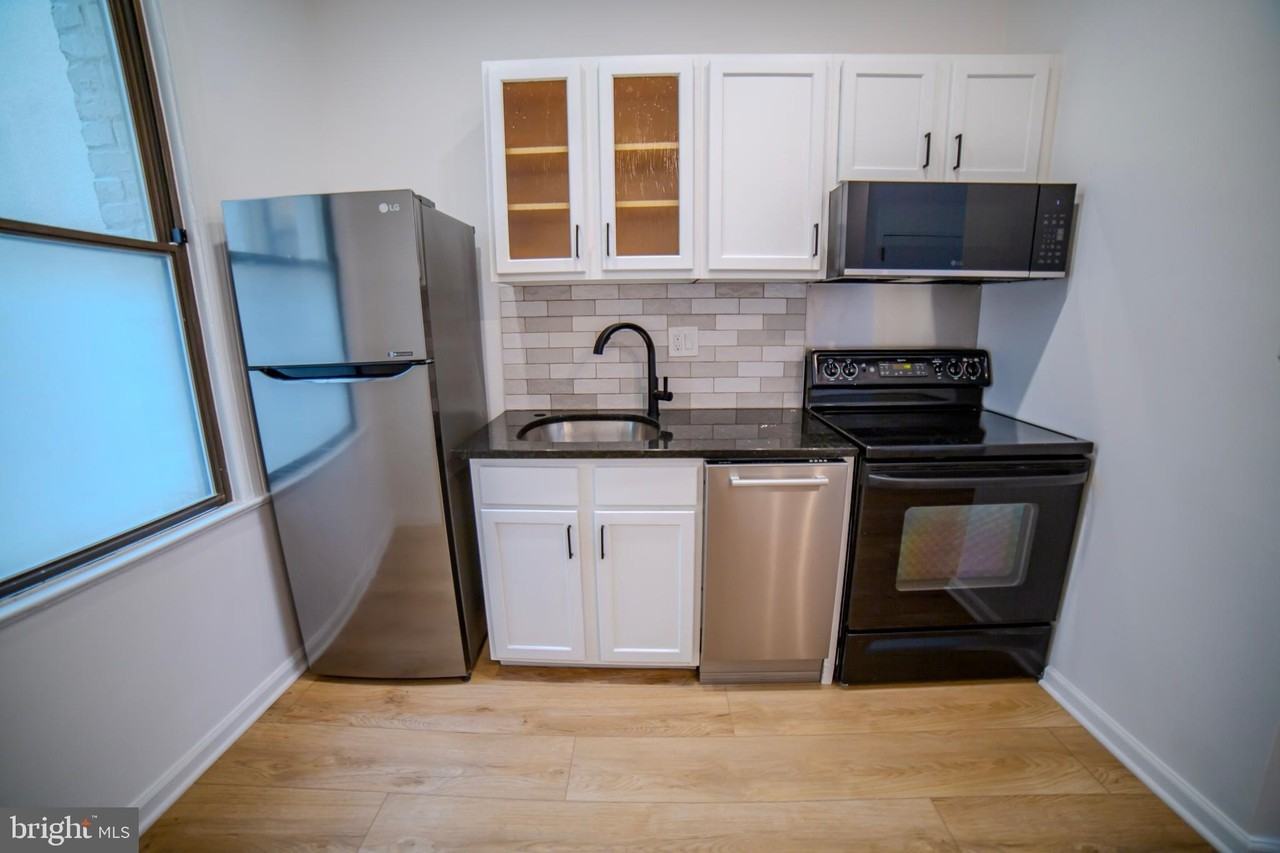 1822 15th St Nw #107 - Photo 4 of 15