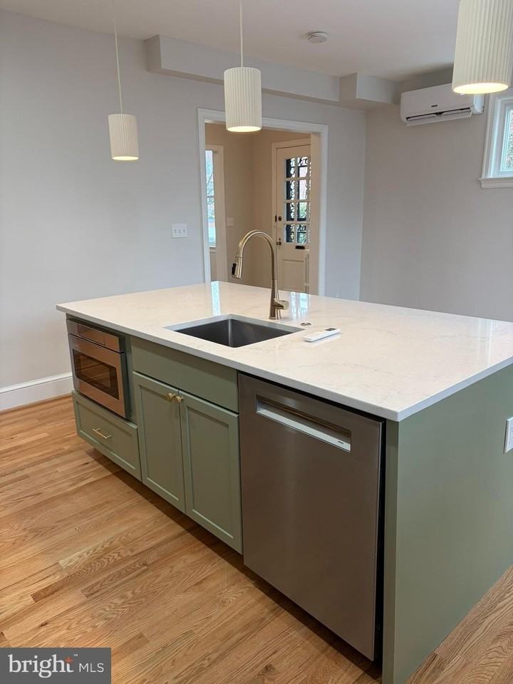 603 Quackenbos St Nw - Photo 6 of 38