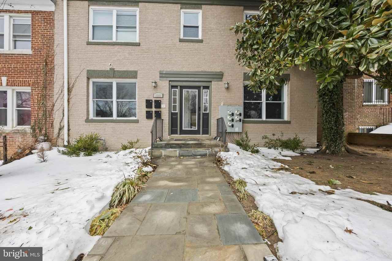 1363 Childress St Ne Apt 1 #1 - Photo 2 of 37