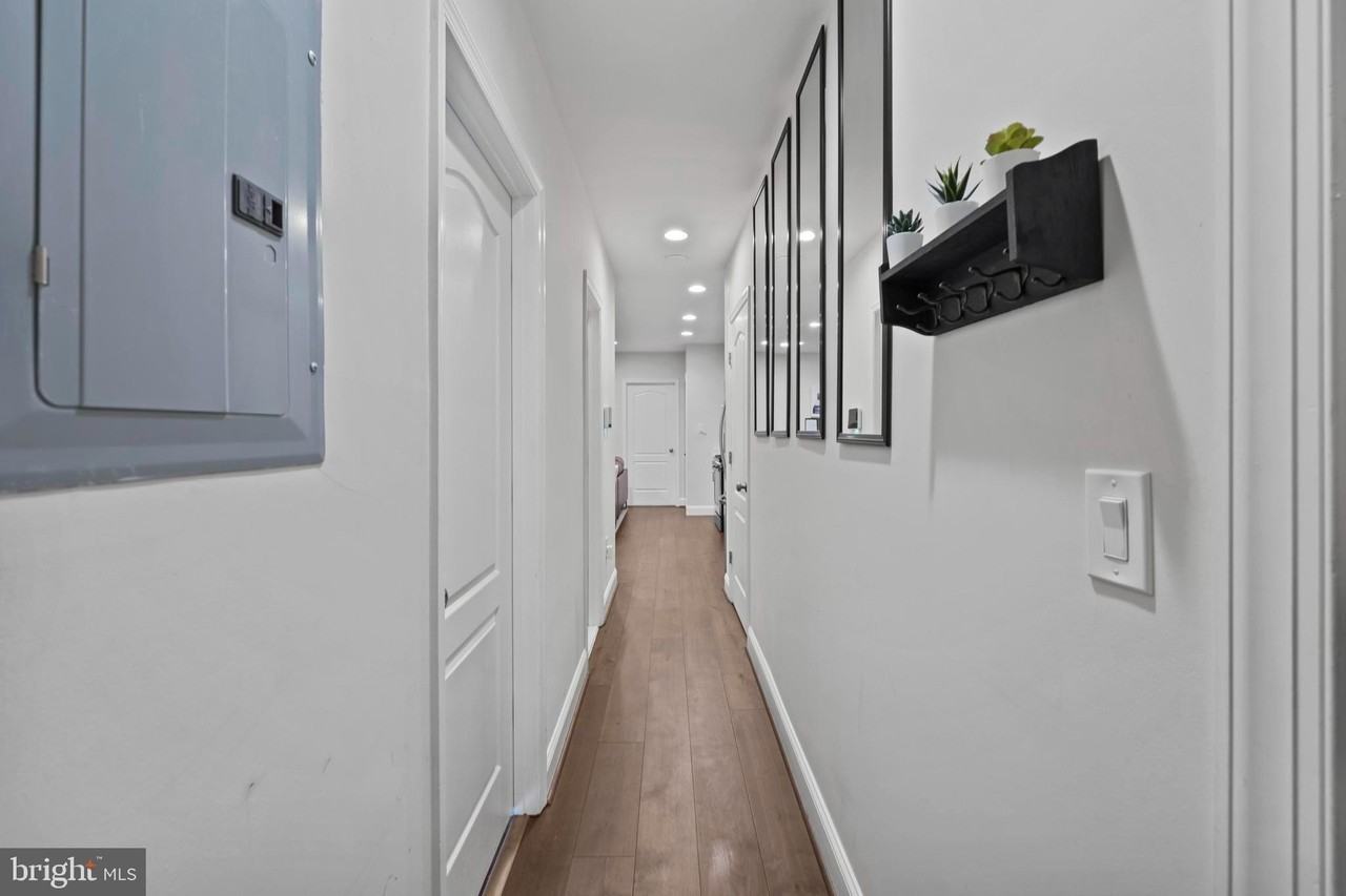 1363 Childress St Ne Apt 1 #1 - Photo 5 of 37