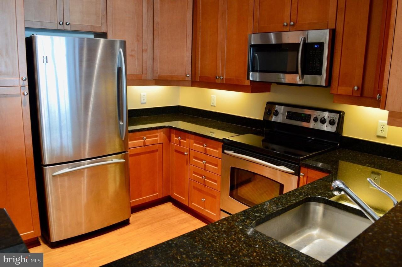 1111 11th St Nw Apt 602 #602 - Photo 4 of 29