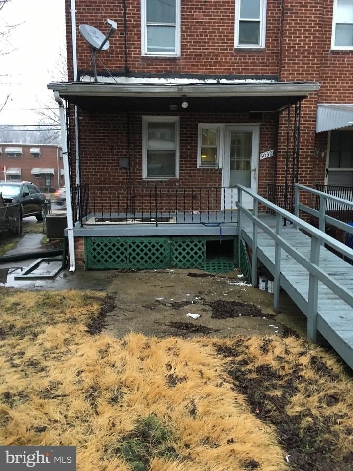 5030 S Dakota Ave Ne - Photo 5 of 21