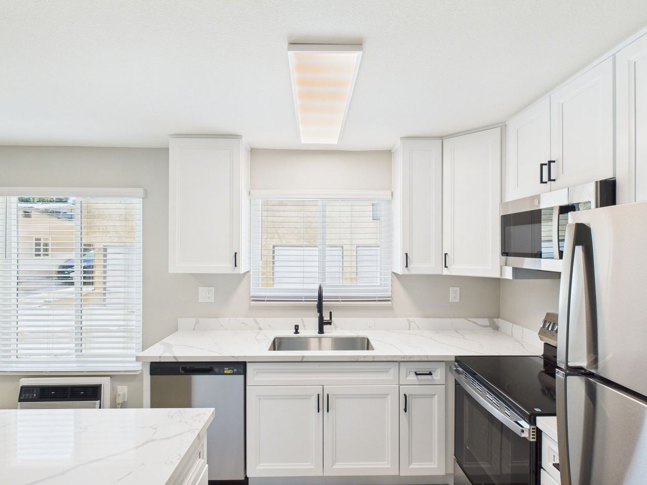 NNP - 3752 Nile Street - Photo 7 of 49