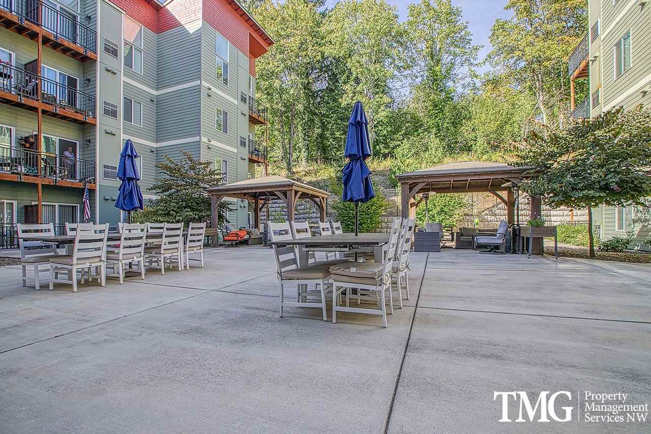 The Terrace at River Oaks - Photo 5 of 29