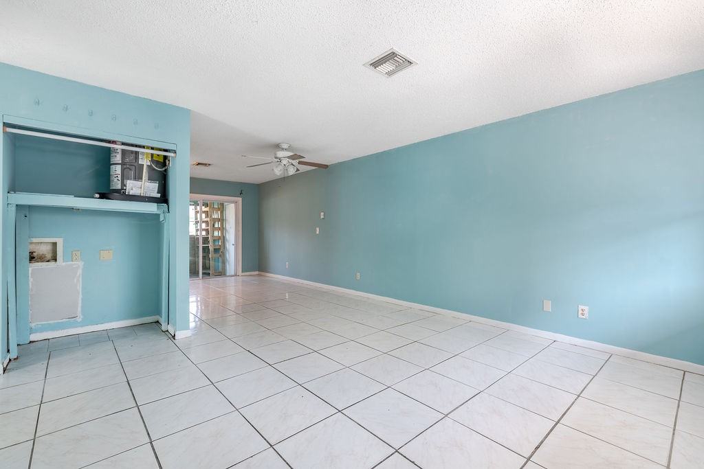 2658 Se Amherst St #2658 - Photo 5 of 27