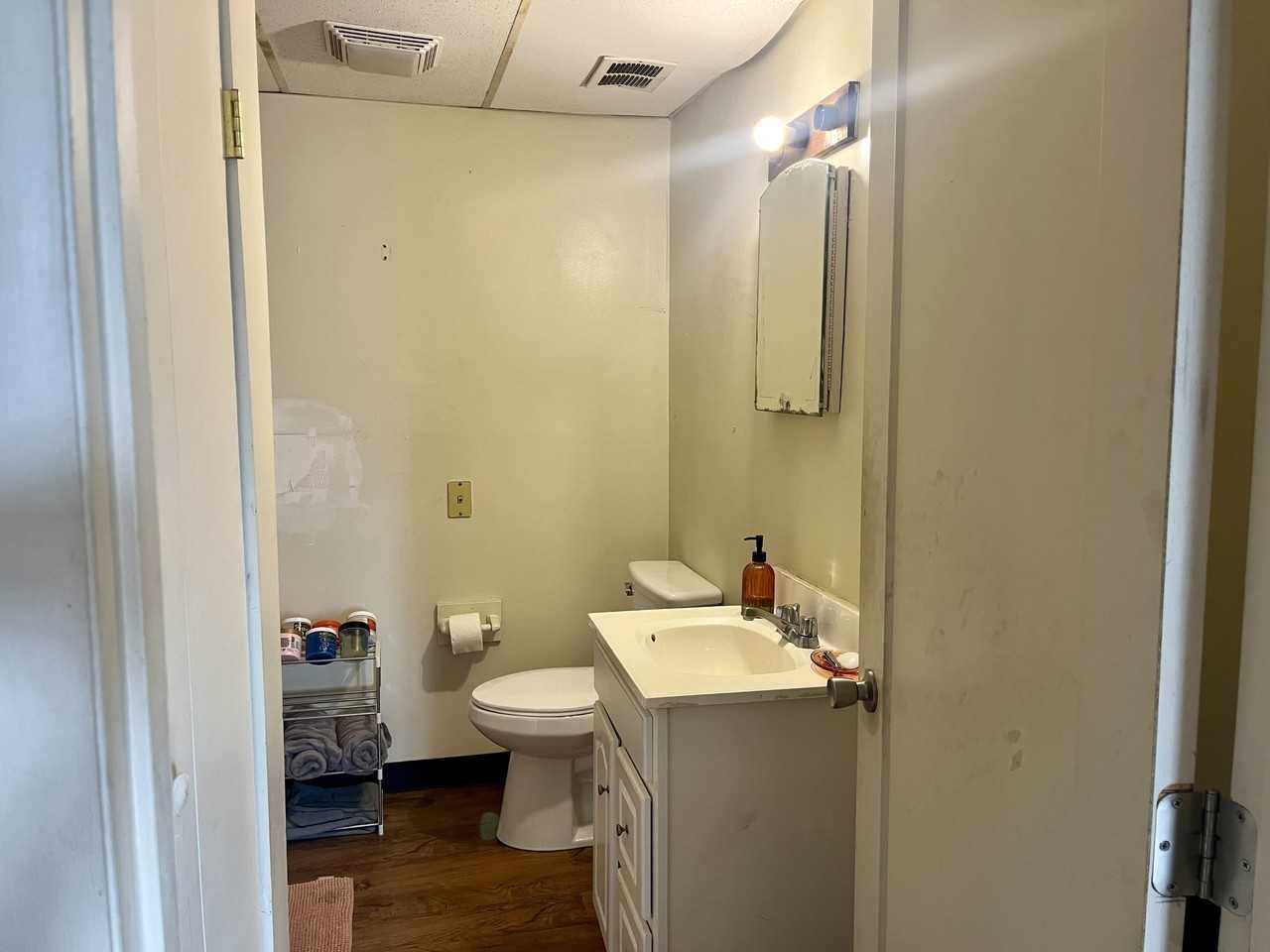 417 Forest Ave #A - Photo 5 of 9