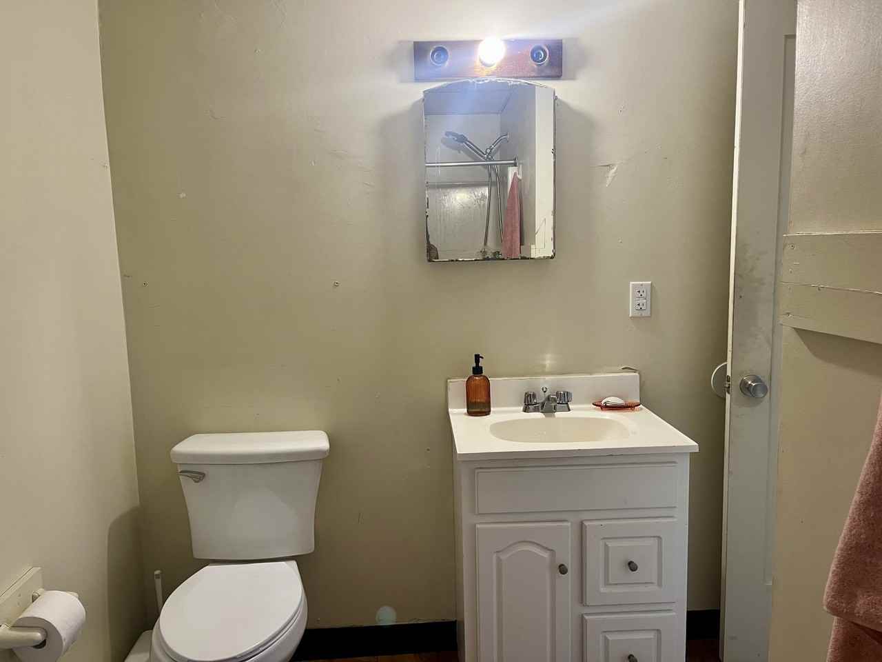 417 Forest Ave #A - Photo 6 of 9