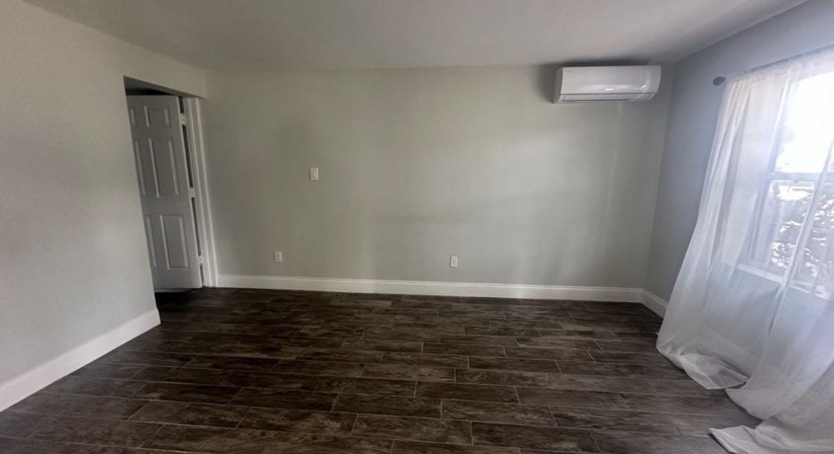 974 Jamajo Blvd #1 - Photo 6 of 34