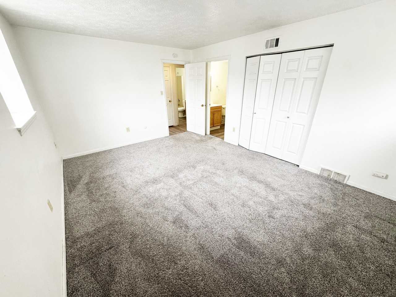 633 Orchard AvenueApt. 10 #10 - Photo 7 of 11