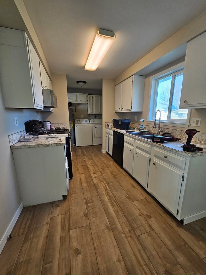 180 Nw Wilson Cir #1 - Photo 7 of 21