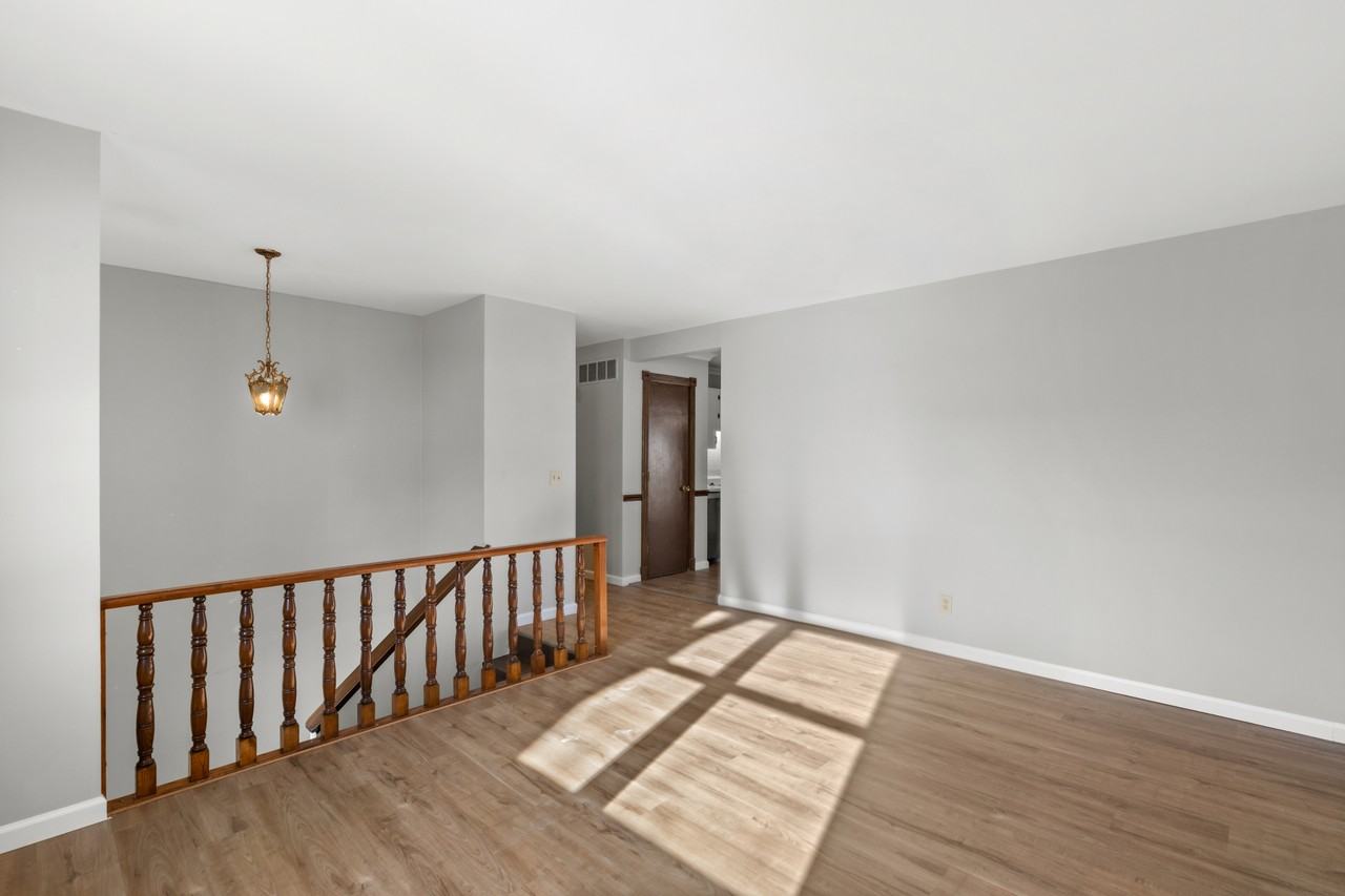 1708 Sparrow Point Ln #1 - Photo 5 of 25