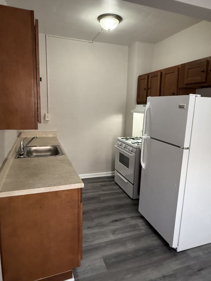 1310 W 11615 #15 - Photo 5 of 11