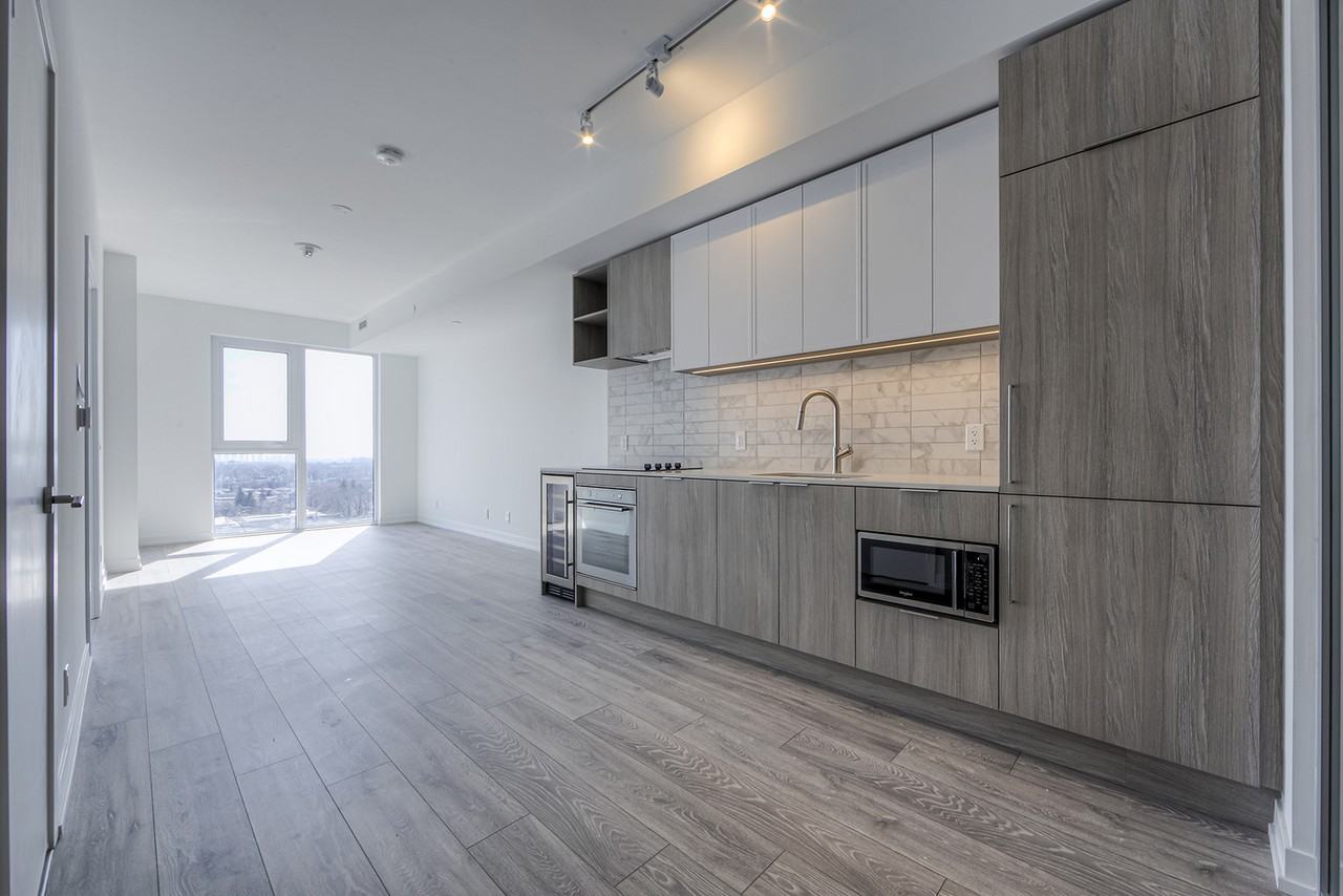 2020 The Forest Hill Condominiums #1703 - Photo 3 of 27