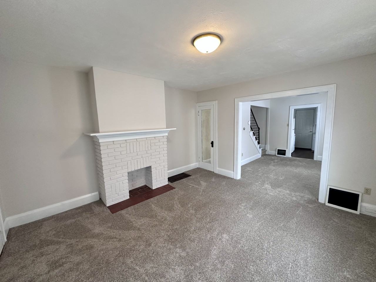 2052 16th St Sw #2052 - Photo 5 of 21