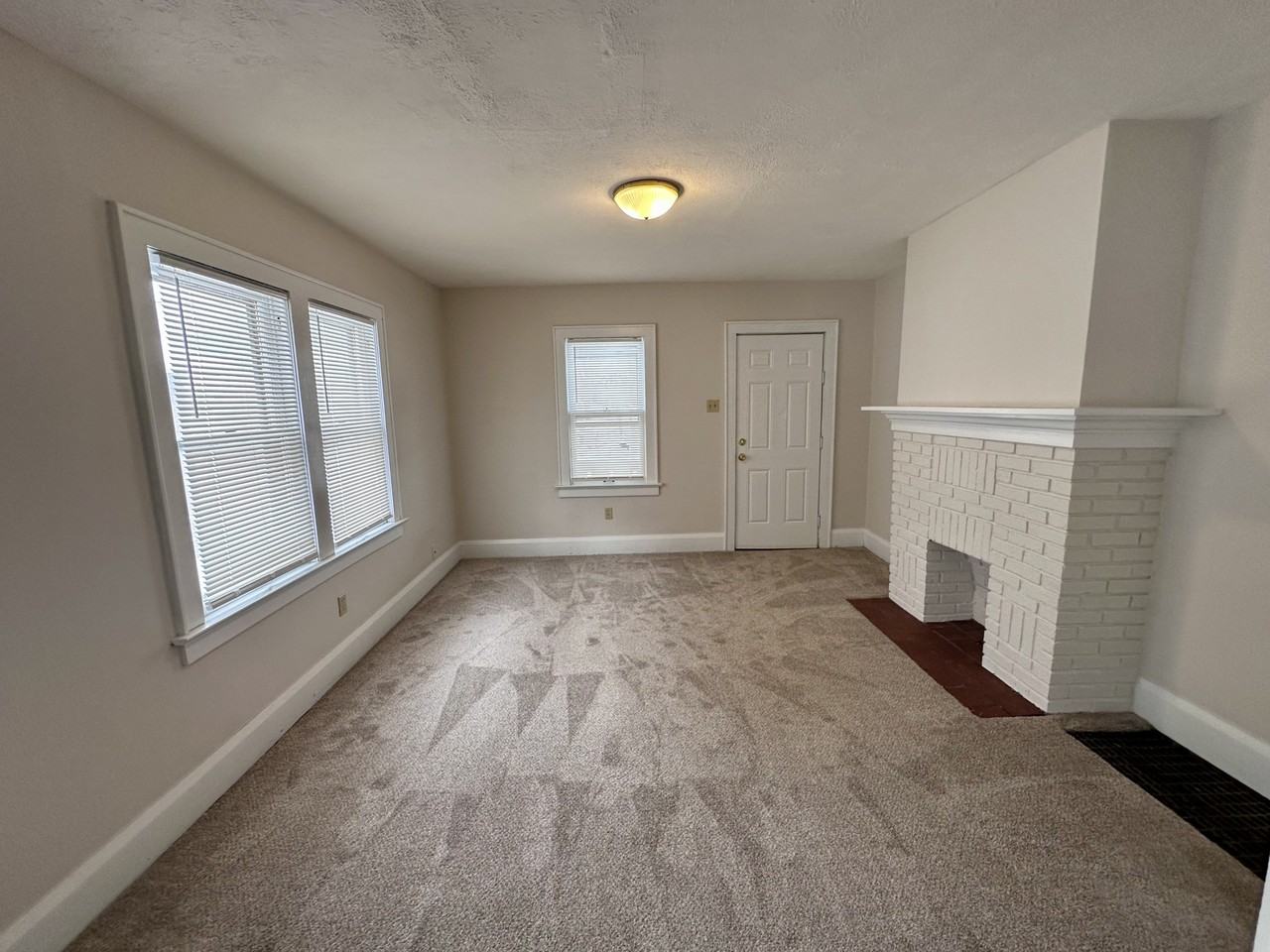 2052 16th St Sw #2052 - Photo 6 of 21