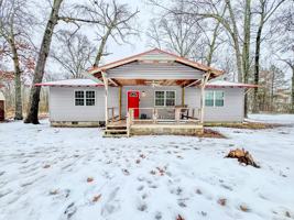 featured image of 923 Cole Dr #1