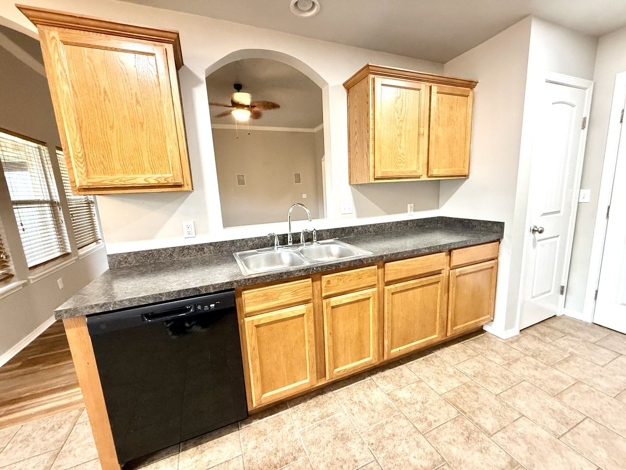 4613 Mill Creek Dr #1 - Photo 3 of 30