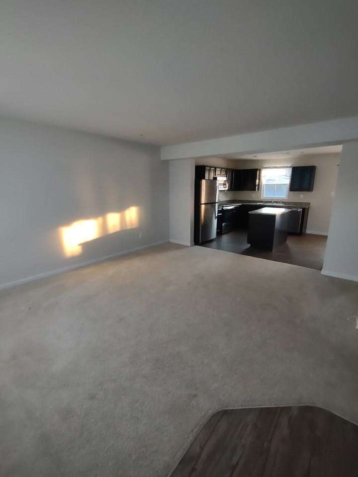 76 Azalea Cir - Photo 2 of 9